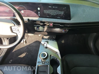 2023 Kia EV6 Wind - miniatura 11