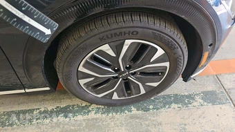 2023 Kia EV6 Wind - miniatura 41