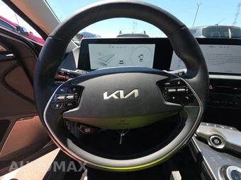 2023 Kia EV6 Wind - miniatura 10