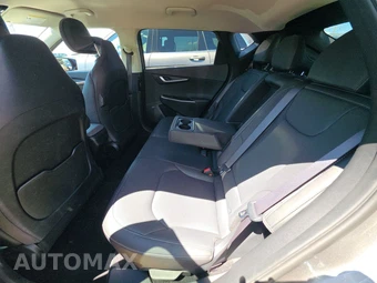 2023 Kia EV6 Wind - miniatura 13