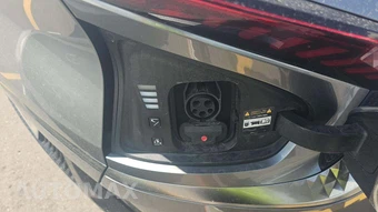 2023 Kia EV6 Wind - miniatura 17