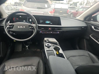 2023 Kia EV6 Wind – miniatura 11