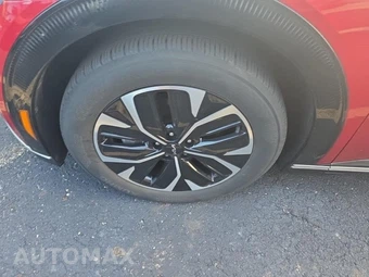 2023 Kia EV6 Wind – miniatura 17
