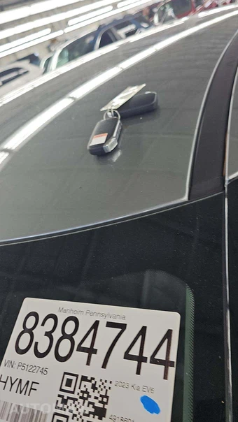 2023 Kia EV6 Wind – miniatura 18