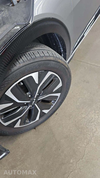 2023 Kia EV6 Wind – miniatura 33