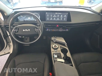 2023 Kia EV6 Wind – miniatura 11