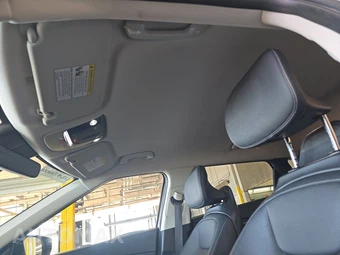 2023 Kia EV6 Wind – miniatura 17