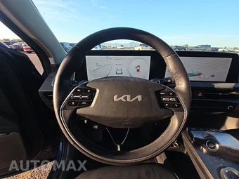 2023 Kia EV6 Wind - miniatura 10