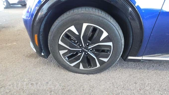 2023 Kia EV6 Wind - miniatura 29