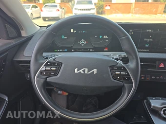 2023 Kia EV6 Wind - miniatura 10