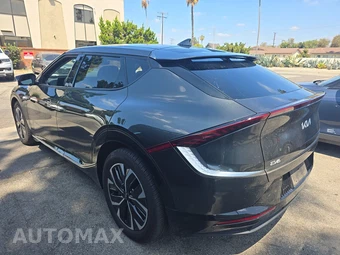 2023 Kia EV6 Wind - miniatura 6