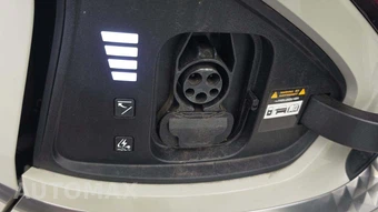 2023 Kia EV6 Wind - miniatura 18