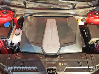 2023 Kia EV6 Wind - miniatura 15
