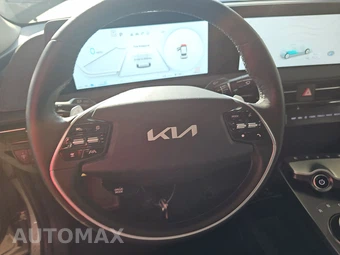 2023 Kia EV6 Wind - miniatura 10