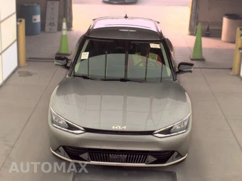 2023 Kia EV6 Wind – miniatura 2