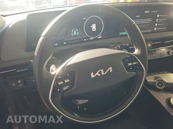 2023 Kia EV6 Wind - miniatura 10