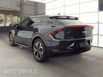 2023 Kia EV6 Wind - miniatura 6