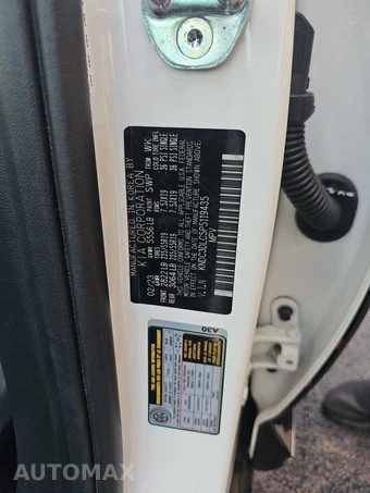 2023 Kia EV6 Wind – miniatura 14
