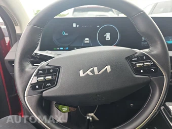 2023 Kia EV6 Wind - miniatura 10