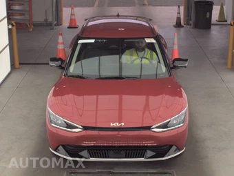 2023 Kia EV6 Wind - miniatura 2