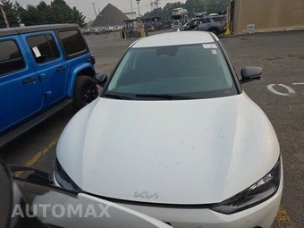 2023 Kia EV6 Wind - miniatura 2