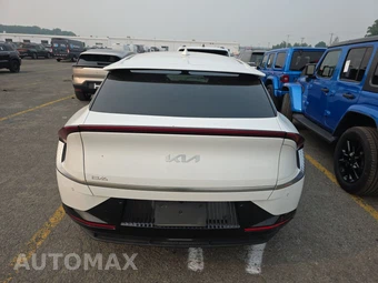 2023 Kia EV6 Wind - miniatura 5