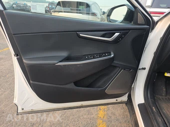 2023 Kia EV6 Wind - miniatura 9