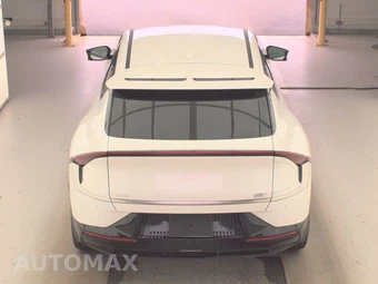 2023 Kia EV6 Wind - miniatura 5