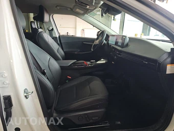 2023 Kia EV6 Wind - miniatura 8