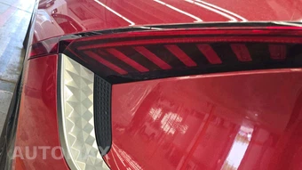 2023 Kia EV6 Wind – miniatura 23