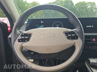 2023 Kia EV6 Wind - miniatura 10