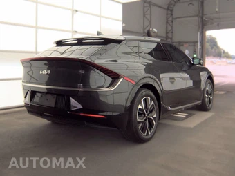 2023 Kia EV6 Wind - miniatura 4
