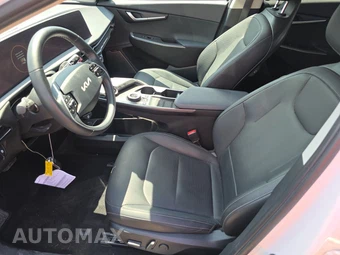 2023 Kia EV6 Wind - miniatura 7