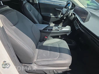 2023 Kia EV6 Wind - miniatura 8