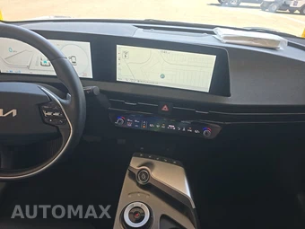2023 Kia EV6 Wind - miniatura 11