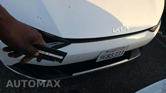 2023 Kia EV6 Wind - miniatura 23