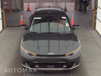 2023 Kia EV6 Wind – miniatura 2