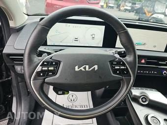 2023 Kia EV6 Wind - miniatura 10