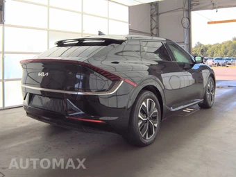 2023 Kia EV6 Wind - miniatura 4