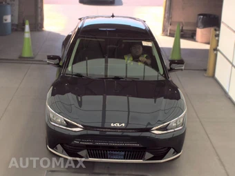 2023 Kia EV6 Wind - miniatura 2
