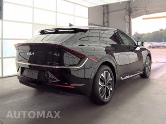 2023 Kia EV6 Wind - miniatura 4