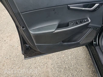 2023 Kia EV6 Wind - miniatura 9