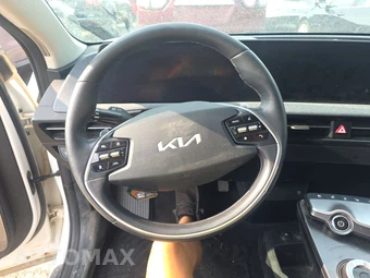 2023 Kia EV6 Wind - miniatura 10