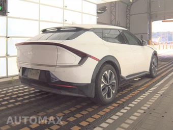 2023 Kia EV6 Wind - miniatura 4