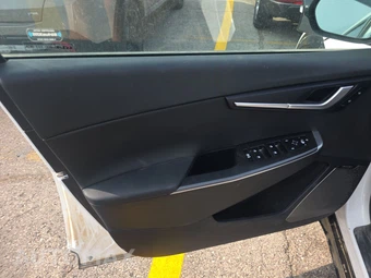 2023 Kia EV6 Wind - miniatura 9