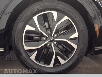 2023 Kia EV6 Wind - miniatura 10