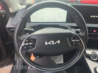 2023 Kia EV6 Wind - miniatura 16