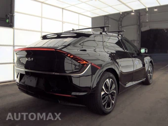 2023 Kia EV6 Wind - miniatura 5