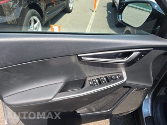 2023 Kia EV6 Wind - miniatura 9