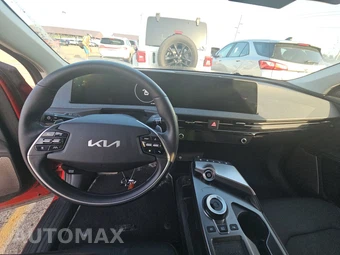 2023 Kia EV6 Wind - miniatura 11